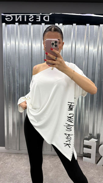 Tasarım Zımbalı Asimetrik Kesim Bluz