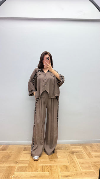 Tasarım Kuşgözlü Salaş Takım