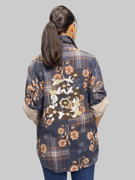 İthal Tasarım Nakışlı Gömlek