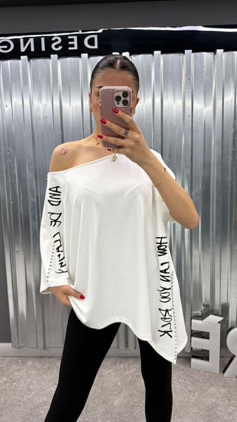 Tasarım Zımbalı Asimetrik Kesim Bluz