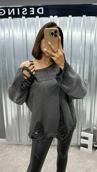 Tasarım Omuzu Deri Kayışlı Kazak